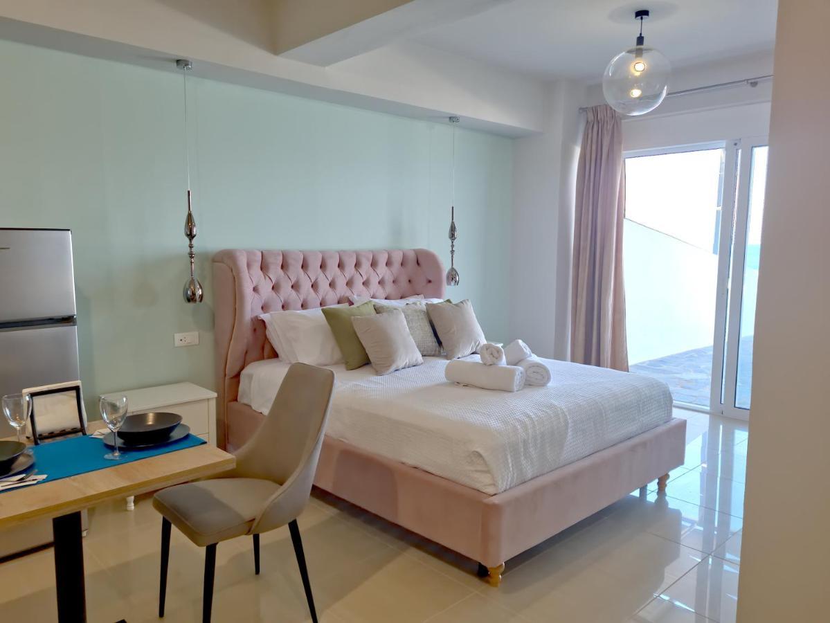 Epipleon Luxury Suites -106- Δωμάτιο 40Τμ Με Βεράντα 45Τμ Μπροστά Στην Θάλασσα Nafpaktos Extérieur photo